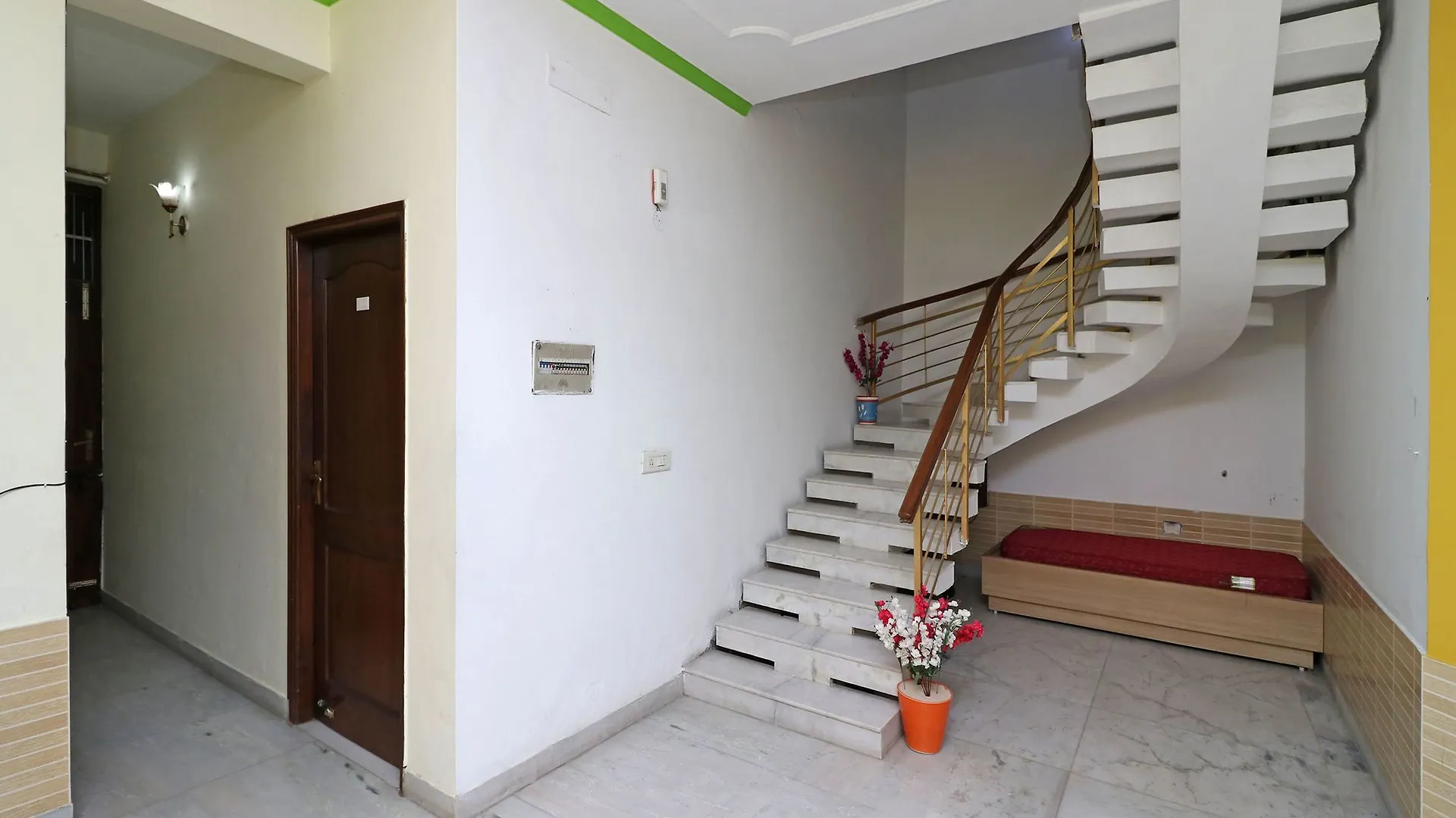 Oyo 10071 Sector 44 Hotell Gurgaon 2*,  Indien